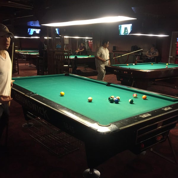 Photo taken at Amsterdam Billiards &amp; Bar by Stroumph on 8/30/2018