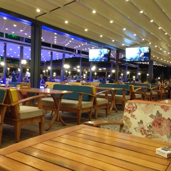8/21/2014에 Azad D.님이 Nevizade Cafe &amp; Restaurant에서 찍은 사진