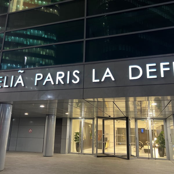 4/3/2022 tarihinde Geoffrey B.ziyaretçi tarafından Meliá La Défense Paris'de çekilen fotoğraf