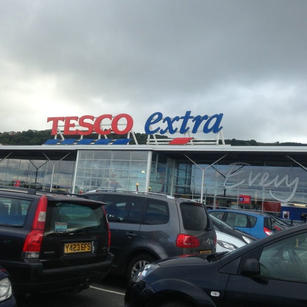 Tesco Extra Port Glasgow'da Süpermarket