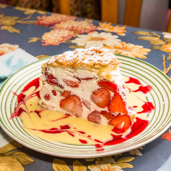 Dizz's As Is American Restaurant in Laguna Beach