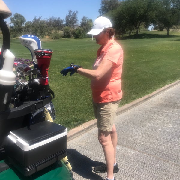 Photo taken at Marriott&#39;s Shadow Ridge Golf Club by Liz K. on 4/26/2019