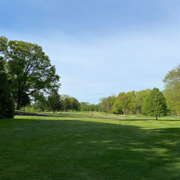 Foto tirada no(a) Ramsey Golf and Country Club por Liz K. em 5/19/2020