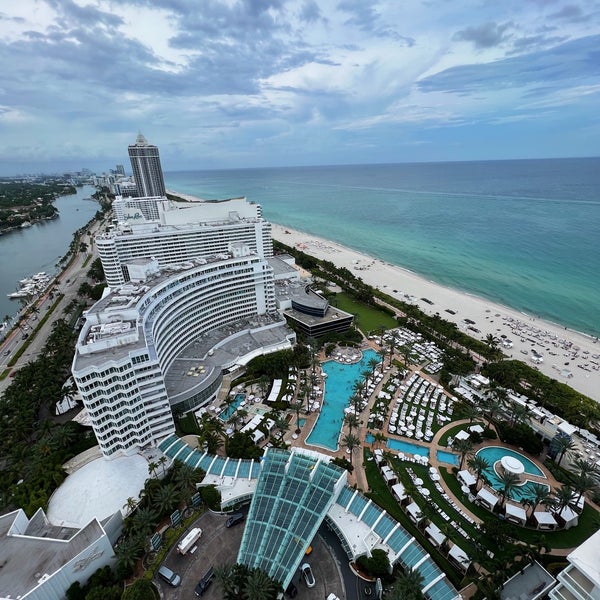 Photo taken at Fontainebleau Miami Beach by Osama on 10/15/2023