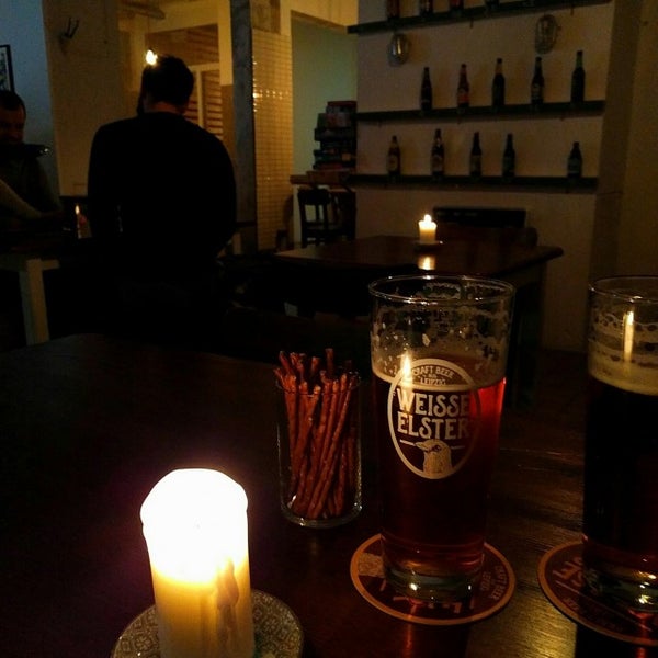 Das Foto wurde bei Goldhopfen Craft Beer Bar von Jukka N. am 12/30/2016 aufgenommen