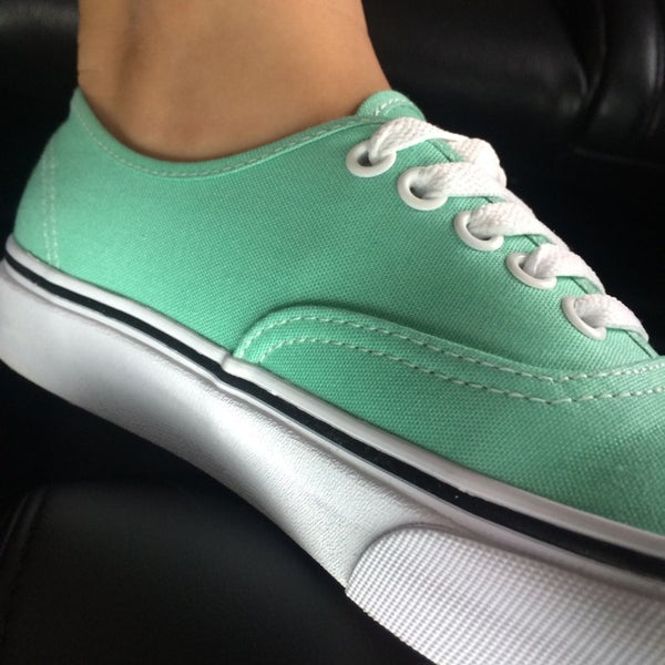 vans triangle town center