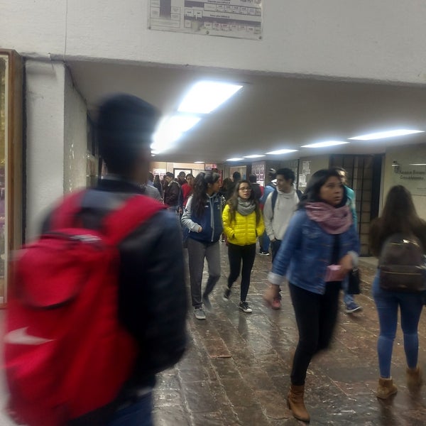 Photo taken at Facultad de Economía by Pako G. on 11/23/2017