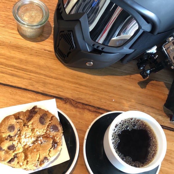 White Horse Coffee Shop 2, 137 Flora St