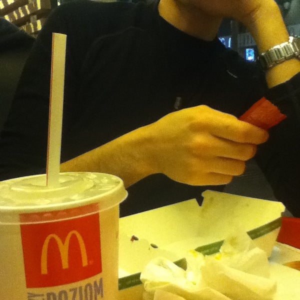 Photo taken at McDonald&#39;s by Urko G. on 4/5/2013