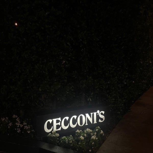 Photo taken at Cecconi&#39;s by RF🌴 on 9/20/2022