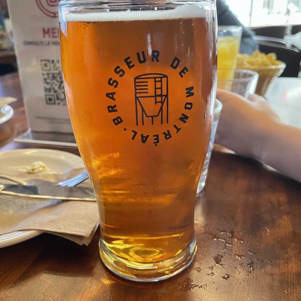 La Cage Sports Bar in VilleMarie