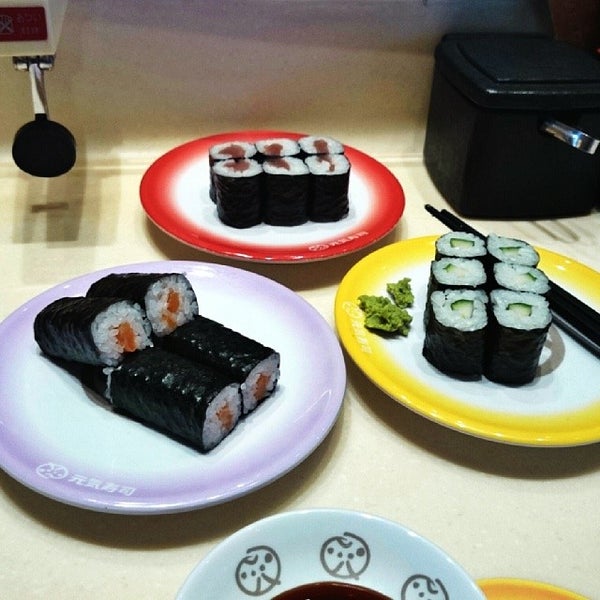 Photo taken at Genki Sushi by Roderick K. on 1/9/2014