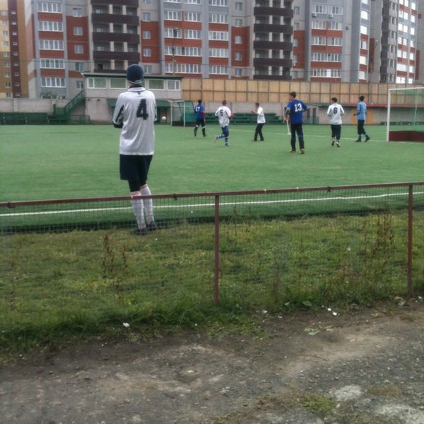 Стадион Коммунальщик Оренбург