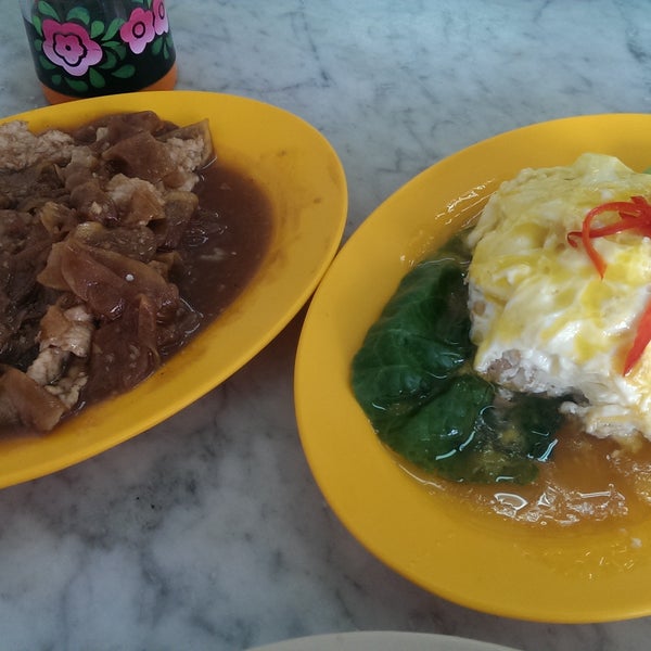 Tried both pork potato(RM 9) & steam egg choi poh(RM 9) with rice at a total of RM 19. Homie feel & pretty original dishes. Thumbs up!!