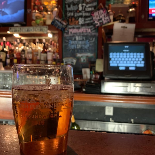 Foto tirada no(a) The Irish American Pub por Jessica L. em 11/13/2019