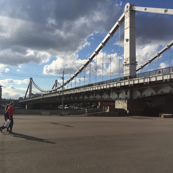 รูปภาพถ่ายที่ Gorky Park โดย Alexandra เมื่อ 6/22/2016