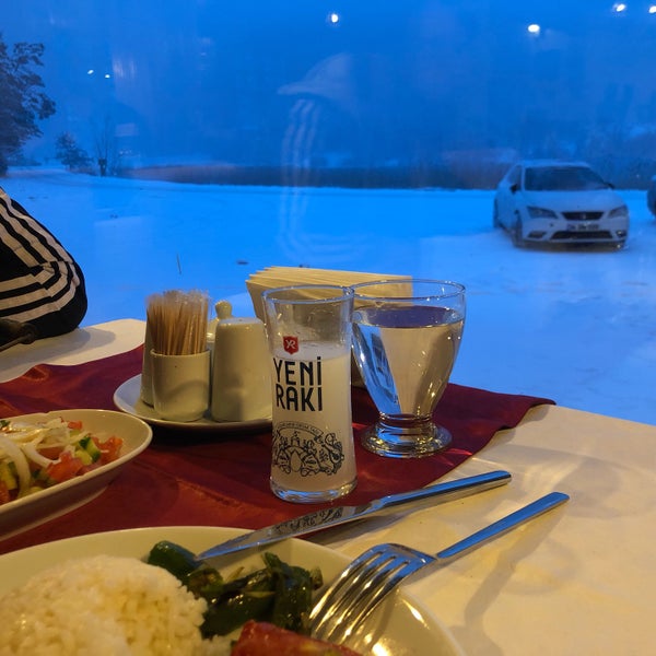 4/20/2019にYasin O.がAbant Çamlık Restoranで撮った写真