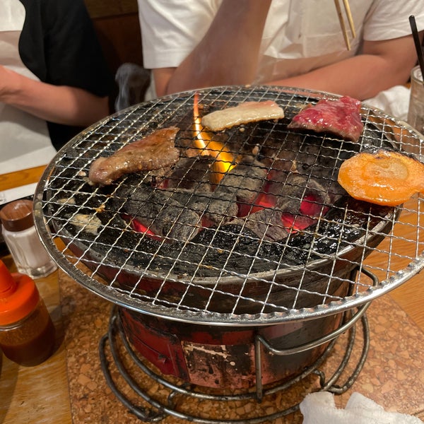 七輪焼肉 牛繁 新宿2号店 2 Tips From 264 Visitors