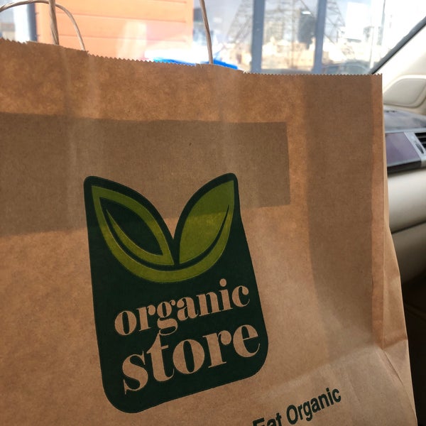 Foto scattata a Organic Store da abz il 8/15/2021