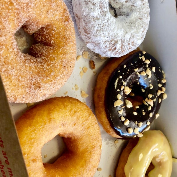 7/21/2019 tarihinde Nziyaretçi tarafından Duck Donuts'de çekilen fotoğraf