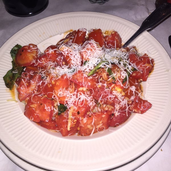 Foto tomada en Rosa&#39;s Italian Restaurant  por Marc P. el 10/9/2015