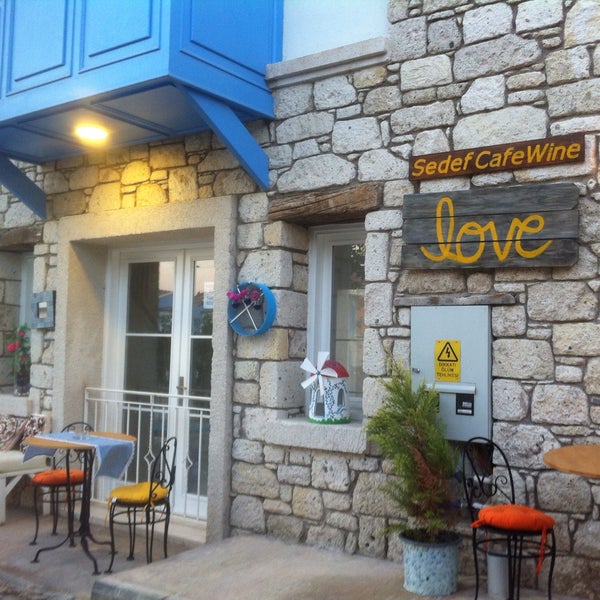 7/19/2016 tarihinde Gizem T.ziyaretçi tarafından Sedef Restaurant&amp;Cafe&amp;Wine'de çekilen fotoğraf