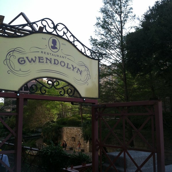 Photo taken at Restaurant Gwendolyn by Heidi H. on 4/6/2013