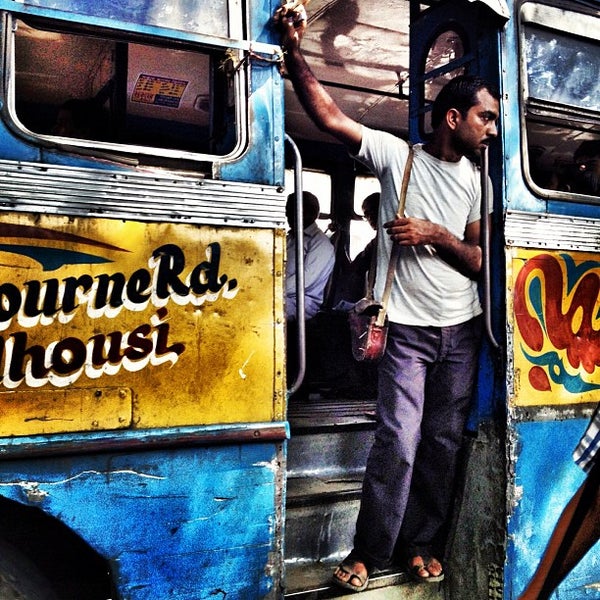 Dharmatala Bus Stop Kolkata, West Bengal