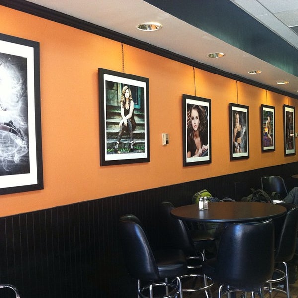 Howards on Main Coffee Shop in Greenwood