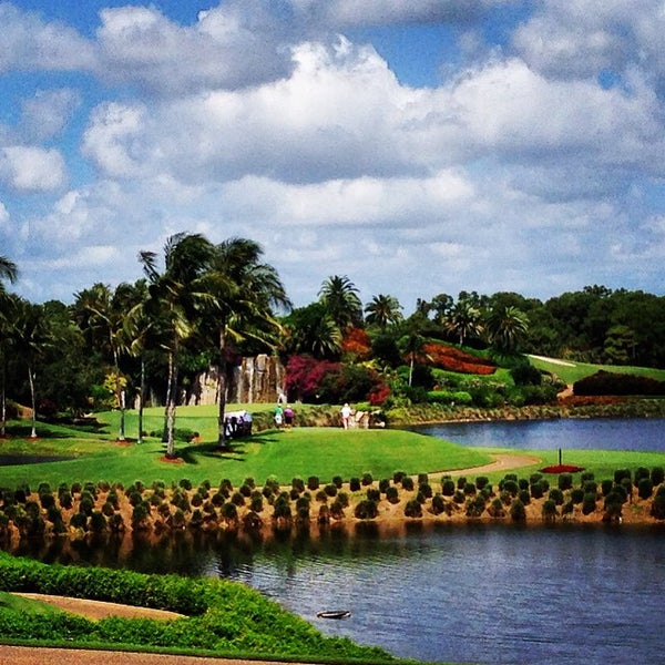 Photo taken at Trump International Golf Club, West Palm Beach by Trey S. on 4/18/2015