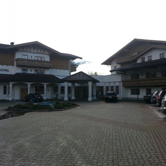 Photo taken at Cordial Golf And Wellness Hotel Reith bei Kitzbuhel by Lengauer M. on 11/2/2012