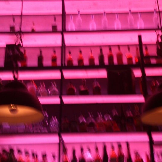 Foto tirada no(a) Bartist Cafe/Bar por Giannis K. em 3/29/2014
