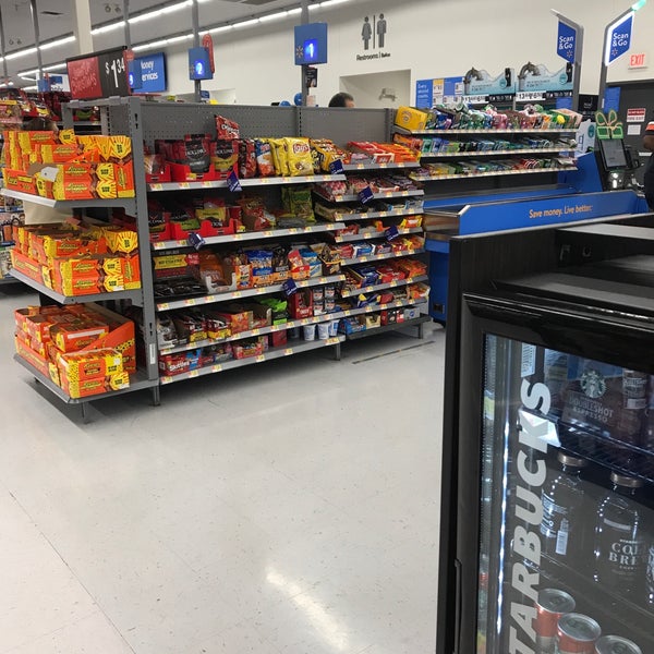 Photos at Walmart Supercenter Bedford Park, IL