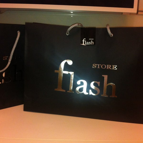 Flashing shop. Flash Store. Blink магазин. Flash Store интернет магазин. Flash-k@, магазин.