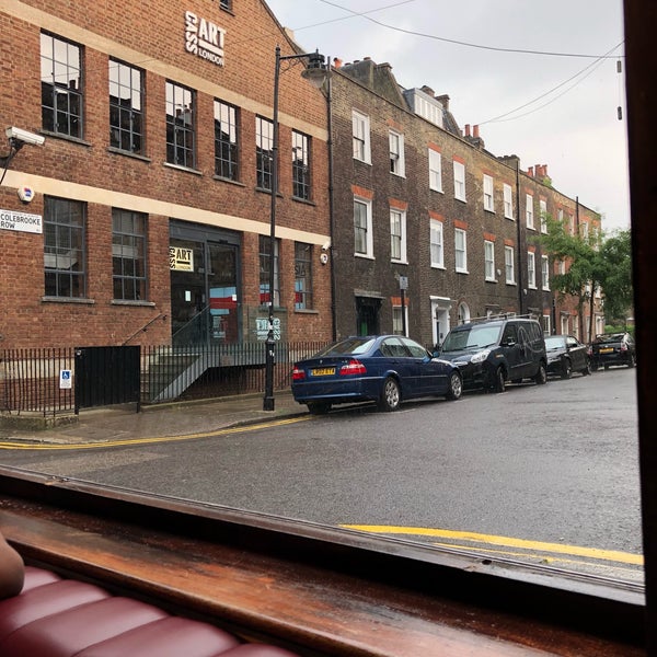 Photo taken at 69 Colebrooke Row by Ksenia V. on 5/28/2018