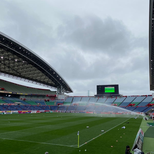 Fotos Em 埼玉スタジアム02 ホーム自由席 北ゴール裏 Estadio De Futebol Em さいたま市