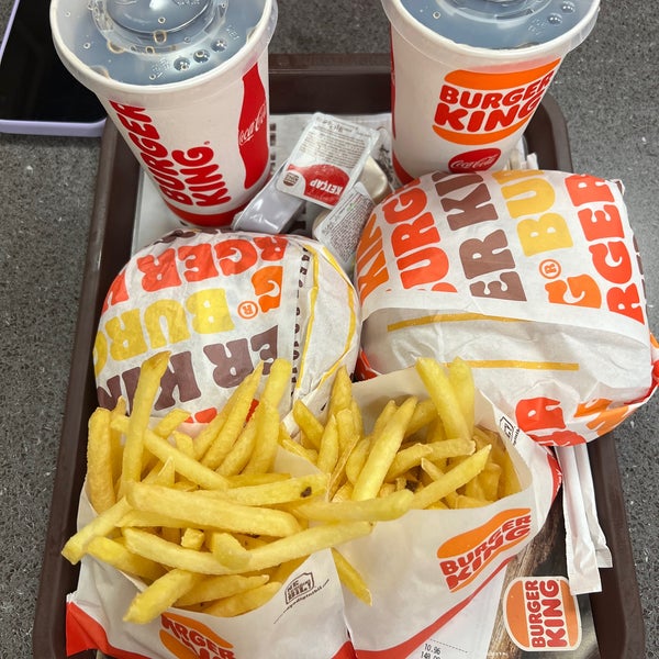 Foto tomada en Burger King  por alireza a. el 7/25/2022