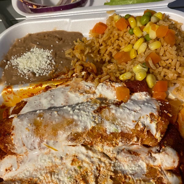 El Aguila Dorada Mexican Restaurant in Bayonne