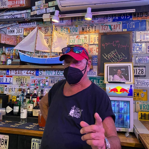 2/9/2022 tarihinde Robin S.ziyaretçi tarafından Half Shell Raw Bar'de çekilen fotoğraf