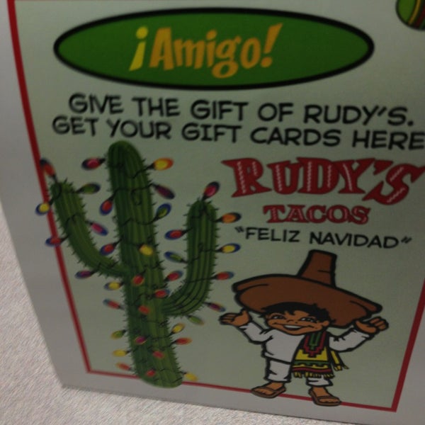 รูปภาพถ่ายที่ Rudy&#39;s Tacos โดย ctaylorou เมื่อ 12/23/2012