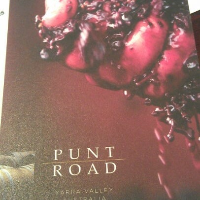 Foto tomada en Punt Road Wines  por Rocket C. el 11/5/2012