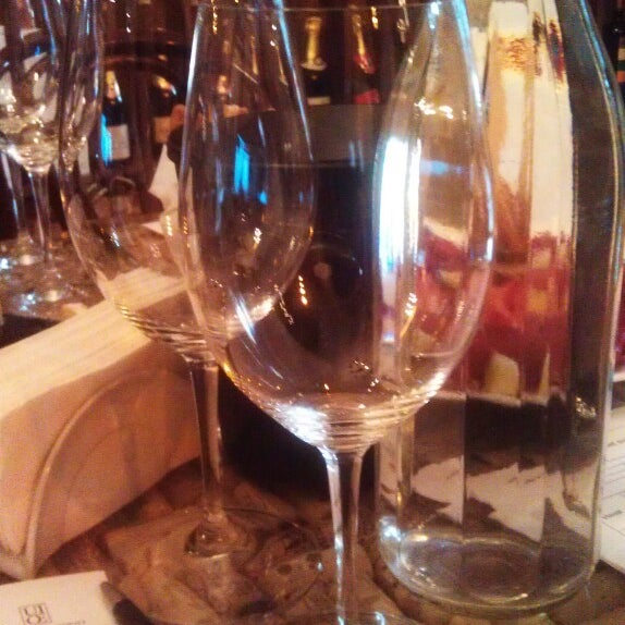 8/13/2014にOlga Z.がCarpe Diem Wine Barで撮った写真
