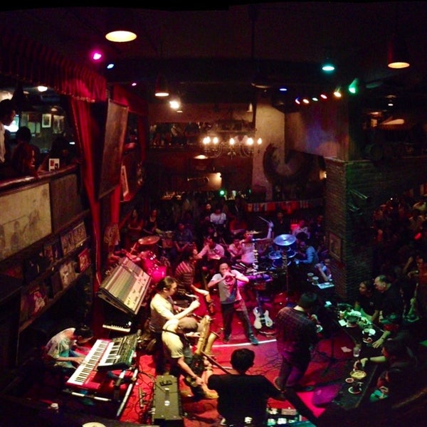 Photos at Saxophone Pub (แซ็กโซโฟนผับ) ราชเทวี, กรุงเทพมหานคร