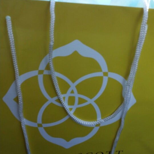 Photo taken at Kendra Scott by Lily M. on 5/31/2014