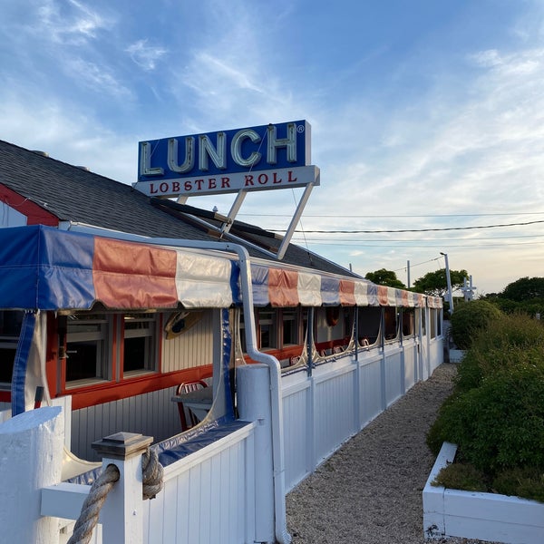Снимок сделан в The Lobster Roll Restaurant пользователем Jesse L. 6/6/2022