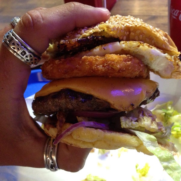 5/15/2013にMarcelo P.がCharm City Burger Companyで撮った写真