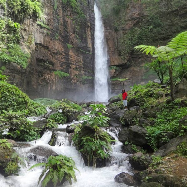 Air Terjun Kapas Biru Tempat Panjang Tebing