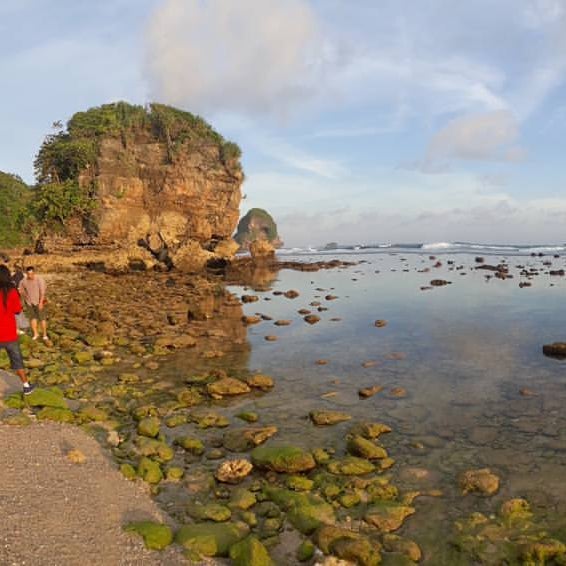 Photos At Pantai Watu Leter Beach In Malang