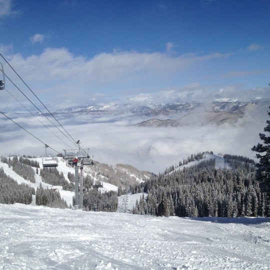 Снимок сделан в Aspen Mountain пользователем Nikita F. 1/27/2013