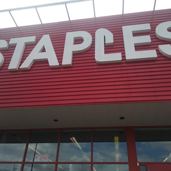 Photo taken at Staples by Molsie R. on 7/11/2019